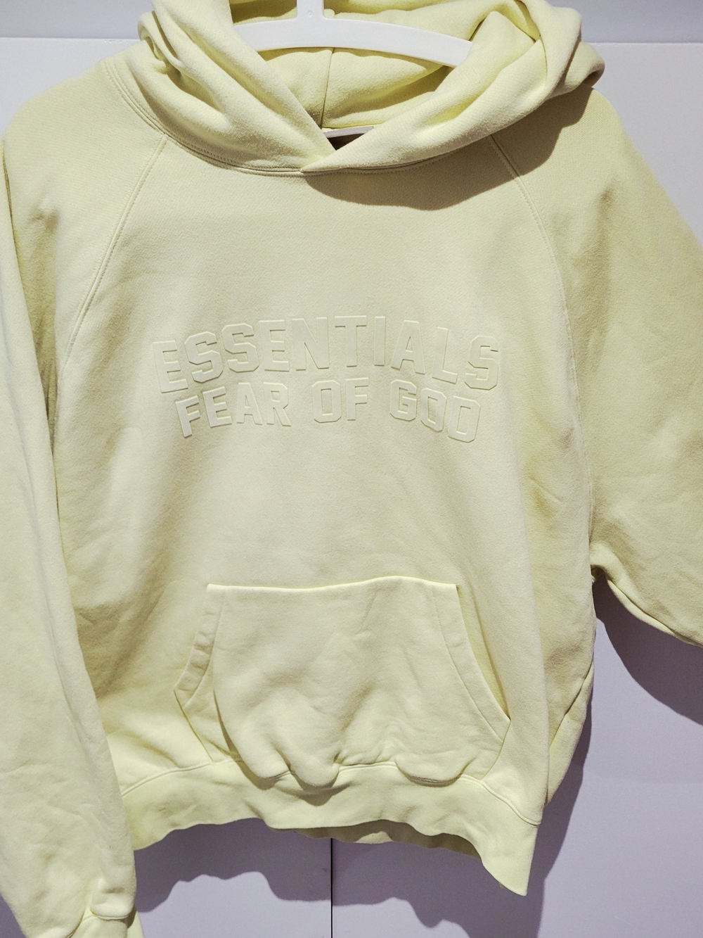 Essentials Fear of God Men's Canari Pale Yellow Hoodie, Medium